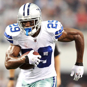 NFL Week 17 Picks: Demarco Murray and the Cowboys at -7 spread with 70% Expert NFL Predictions on DAL